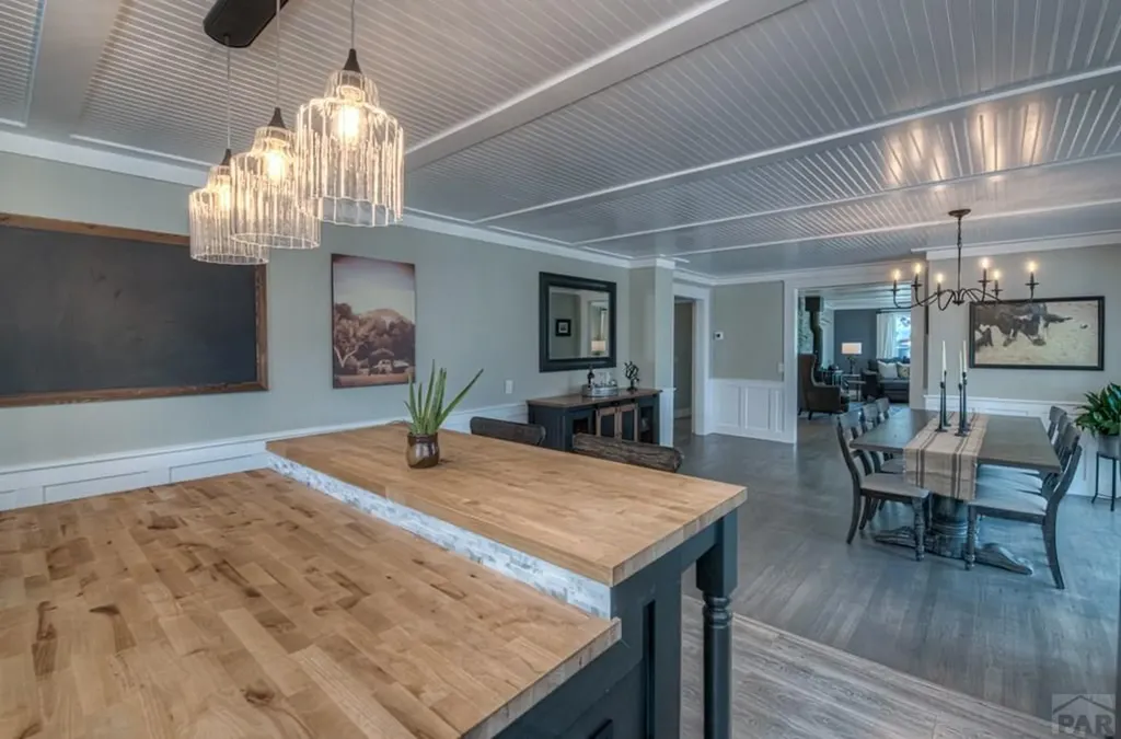 317 W Virginia Street La Veta CO 81055