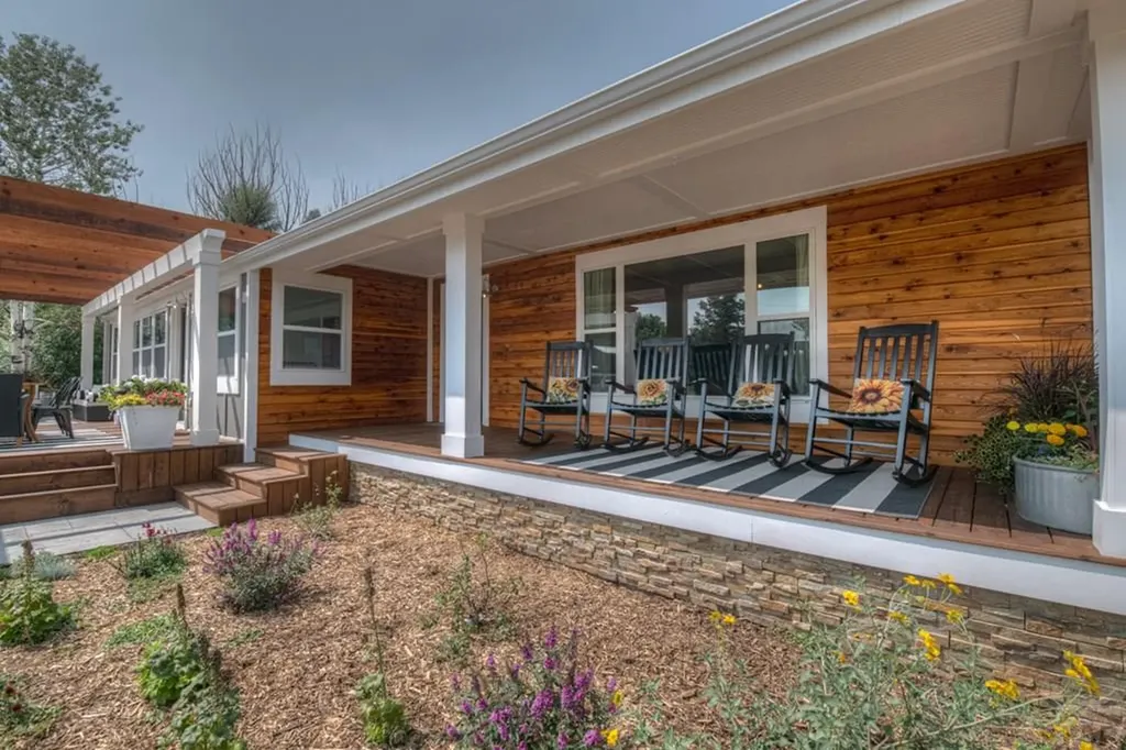 317 W Virginia Street La Veta CO 81055