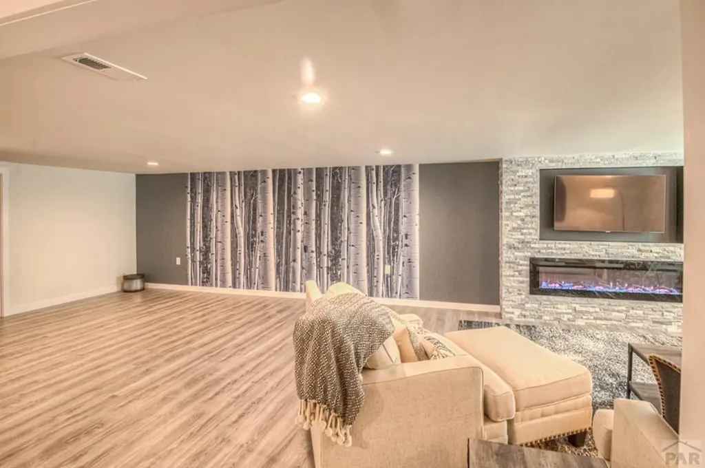 317 W Virginia Street La Veta CO 81055