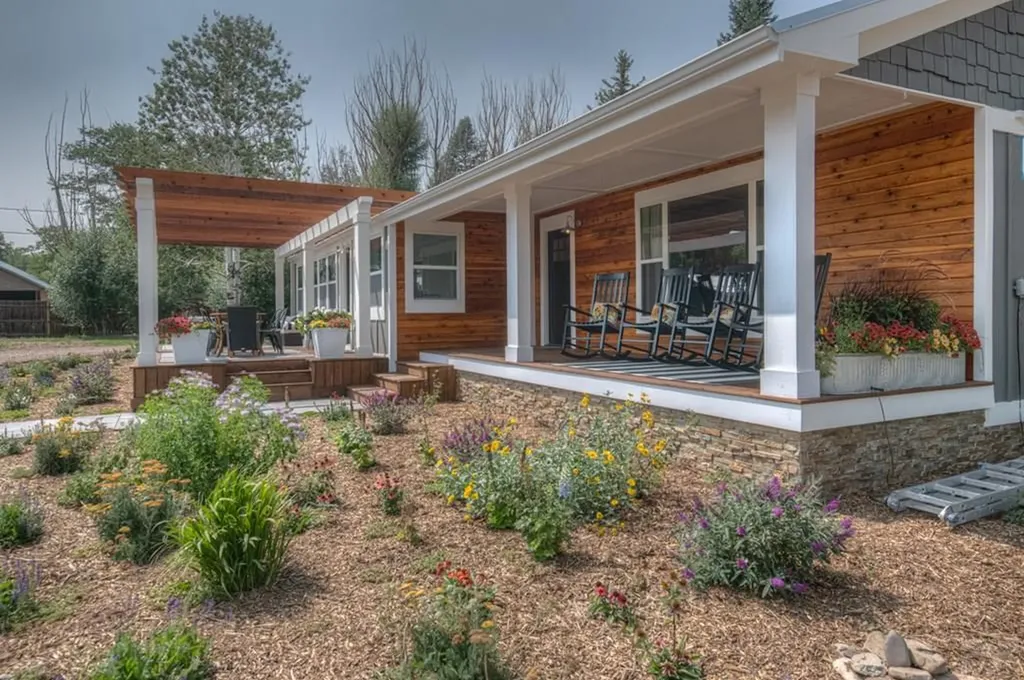 317 W Virginia Street La Veta CO 81055