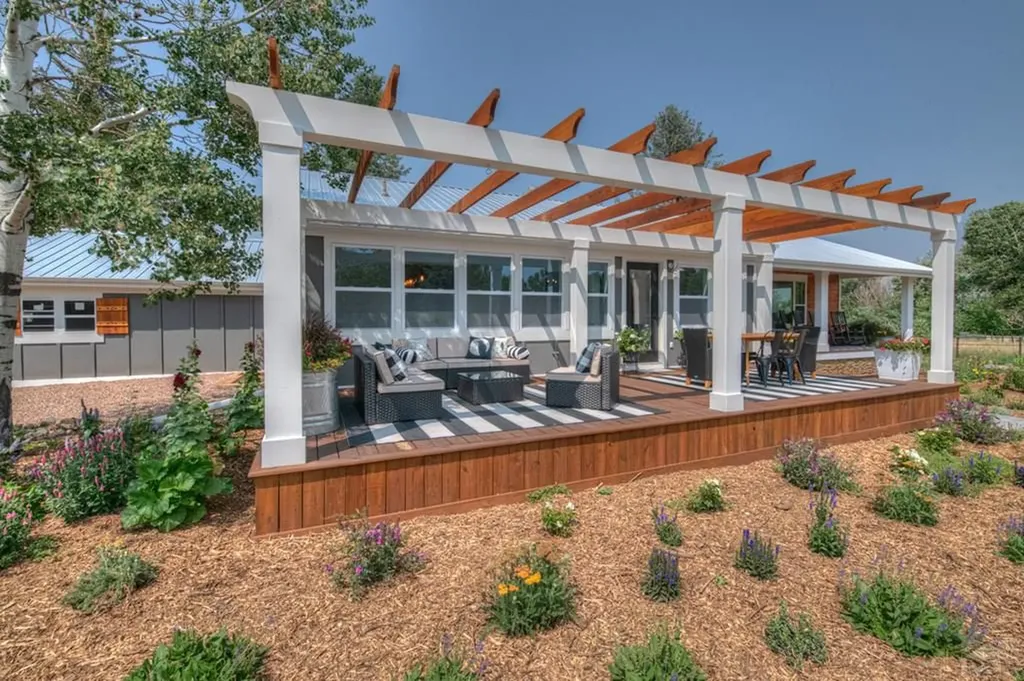 317 W Virginia Street La Veta CO 81055