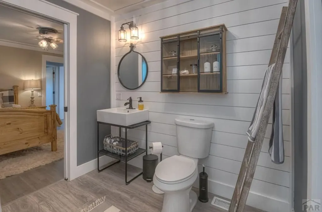 317 W Virginia Street La Veta CO 81055