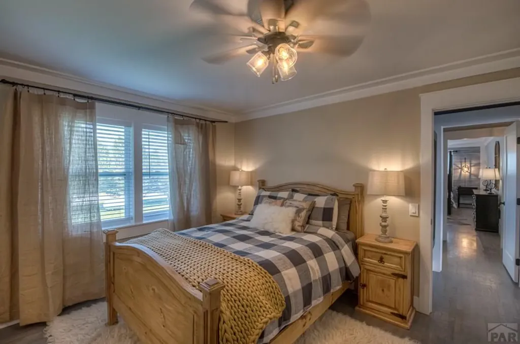 317 W Virginia Street La Veta CO 81055