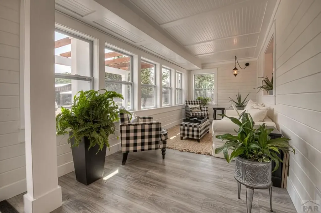 317 W Virginia Street La Veta CO 81055