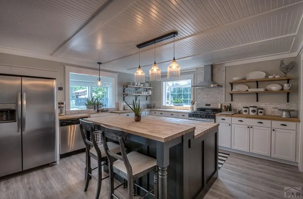 317 W Virginia Street La Veta CO 81055