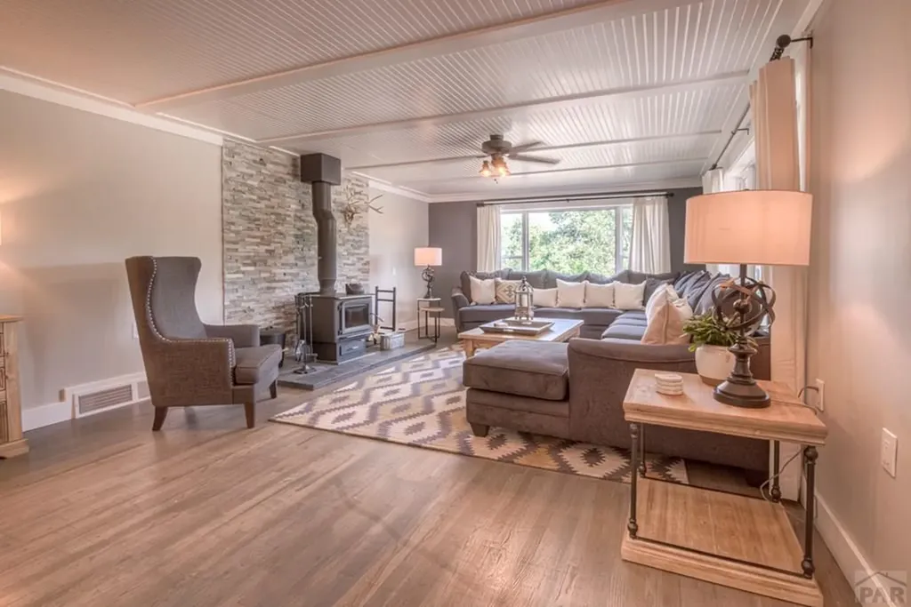 317 W Virginia Street La Veta CO 81055