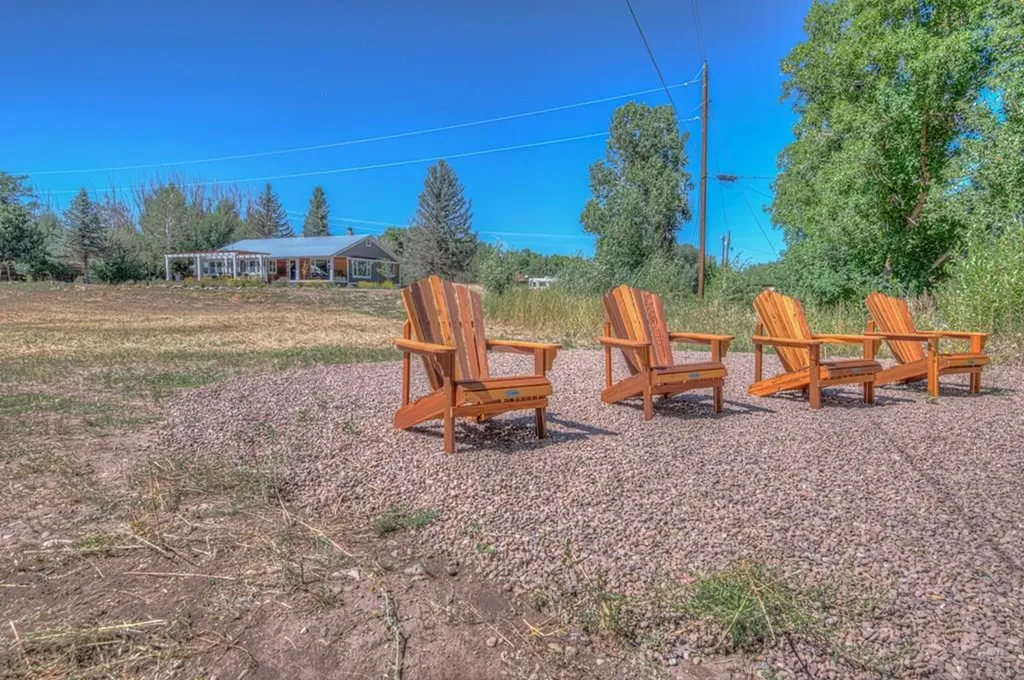 317 W Virginia Street La Veta CO 81055