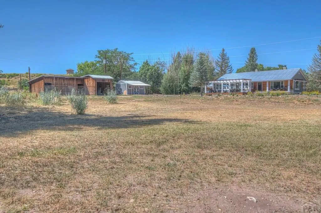 317 W Virginia Street La Veta CO 81055