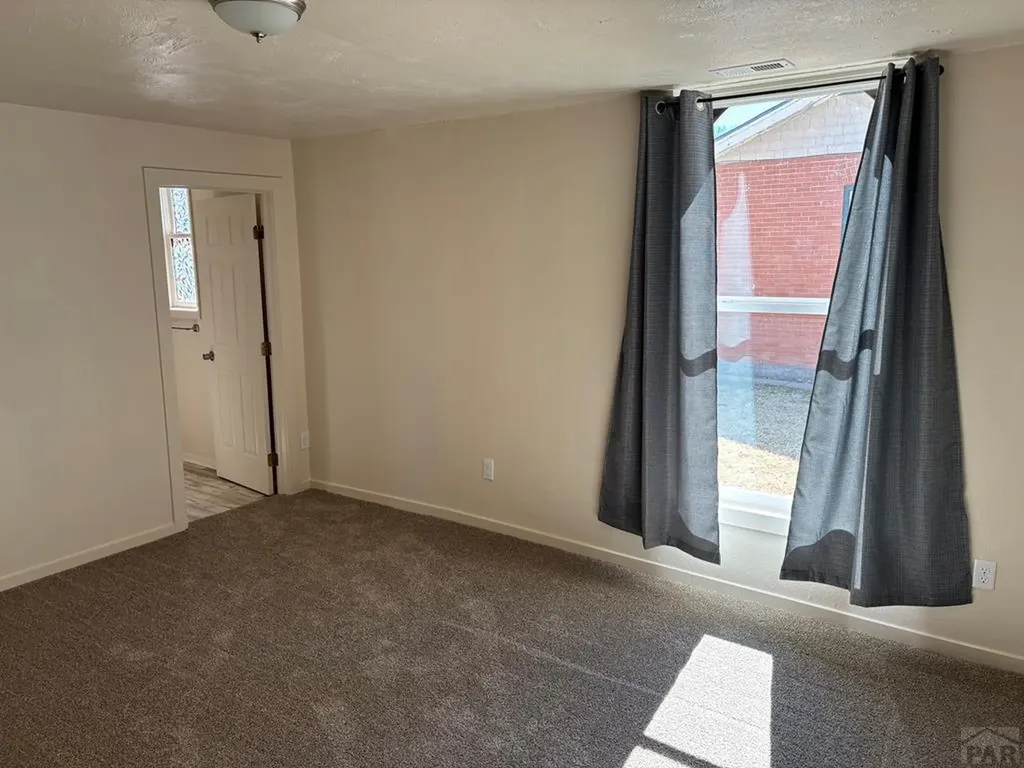 805 Raton Avenue La Junta CO 81050