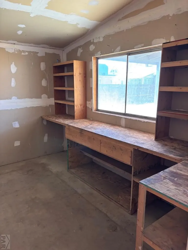 805 Raton Avenue La Junta CO 81050