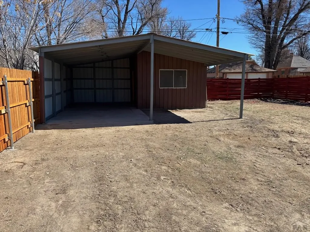 805 Raton Avenue La Junta CO 81050