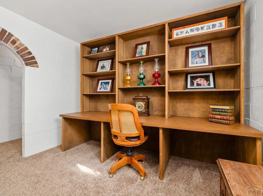 1040 28th Lane Pueblo CO 81006