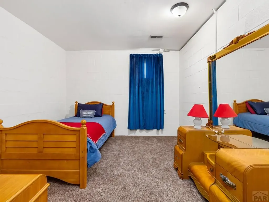 1040 28th Lane Pueblo CO 81006