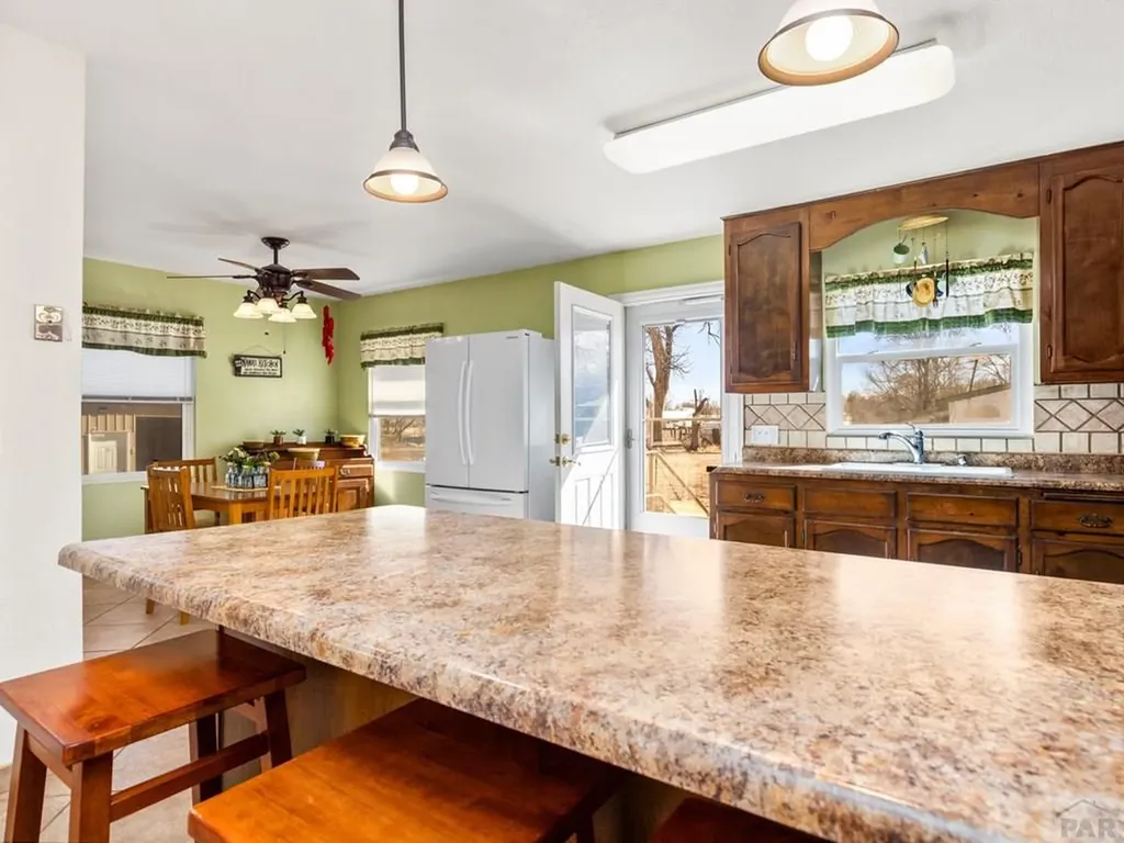 1040 28th Lane Pueblo CO 81006