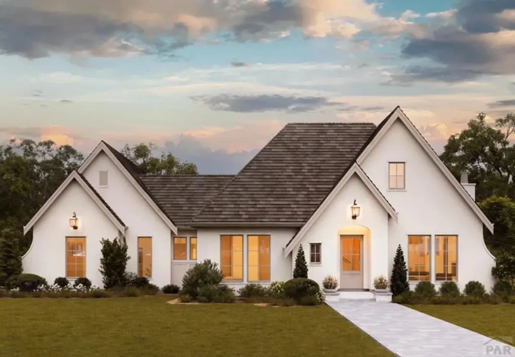 1311 Aquila Drive Pueblo CO 81008