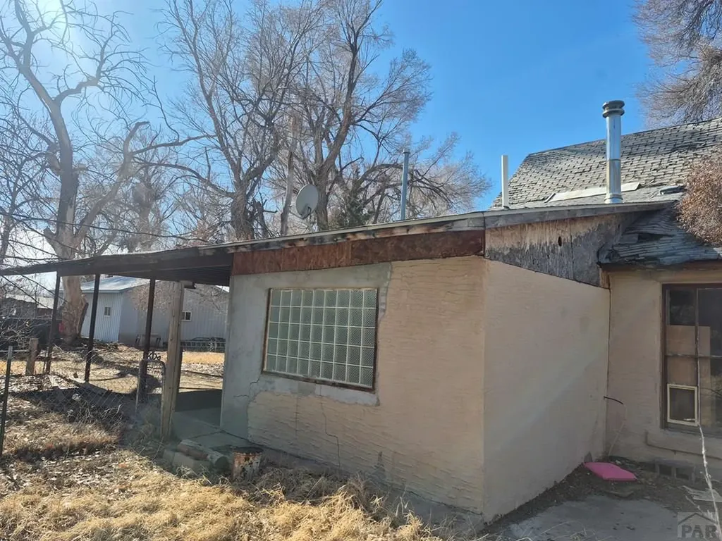 303 Jackson Street La Junta CO 81050