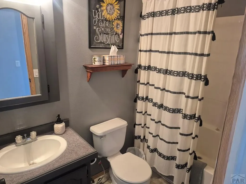 22223 Highway 109 Kim CO 81049