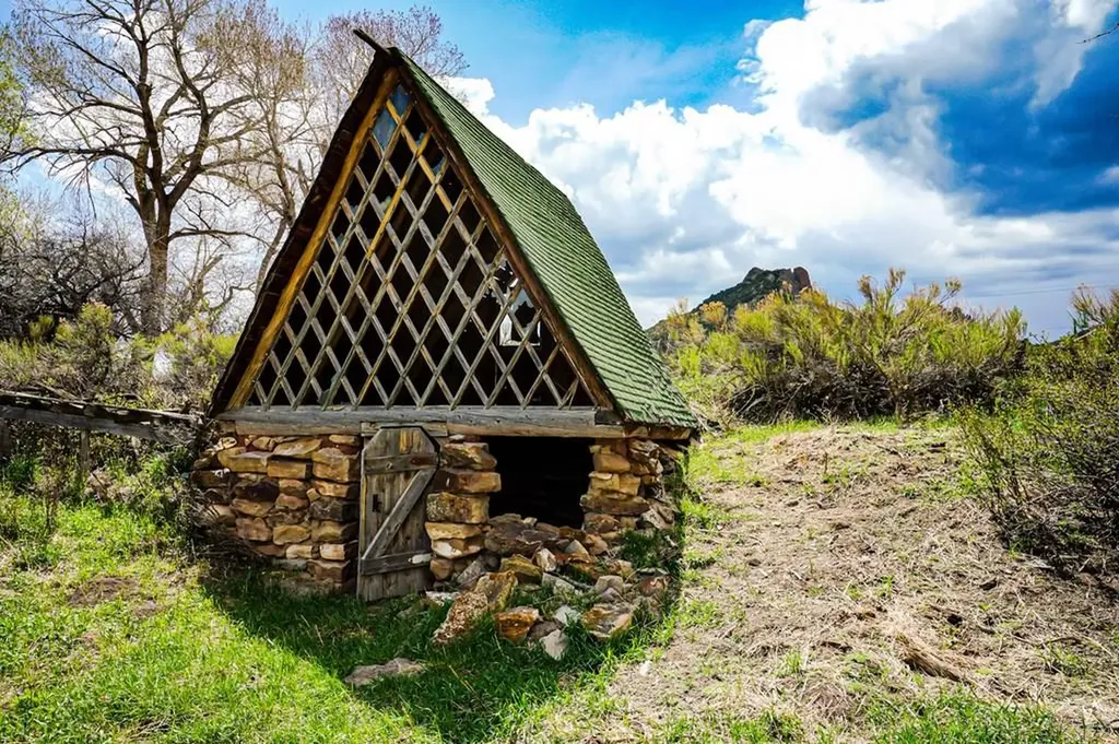 640 County Road 571 Gardner CO 81040