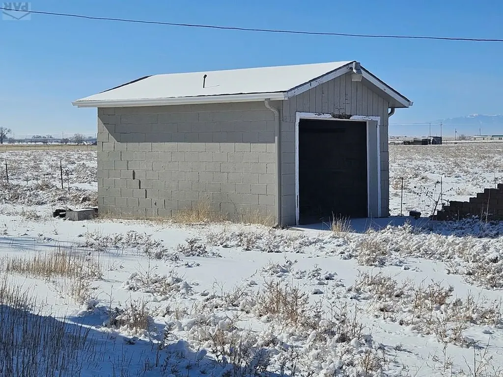 40444 Bush Road Avondale CO 81022