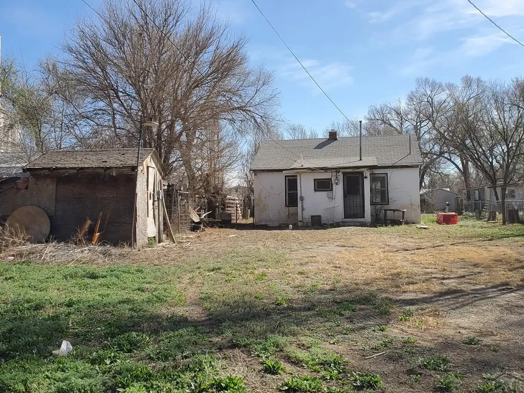 102 S 12th Street Lamar CO 81052