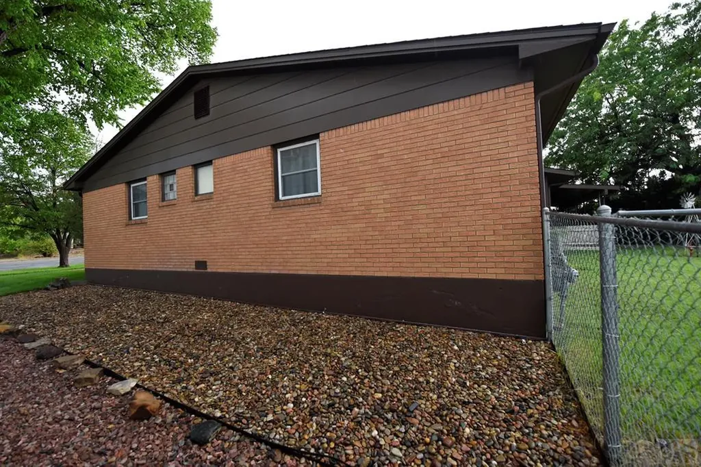 822 Colorado Avenue La Junta CO 81050