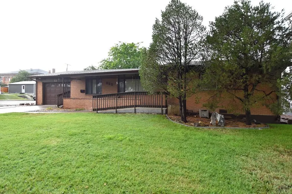 822 Colorado Avenue La Junta CO 81050