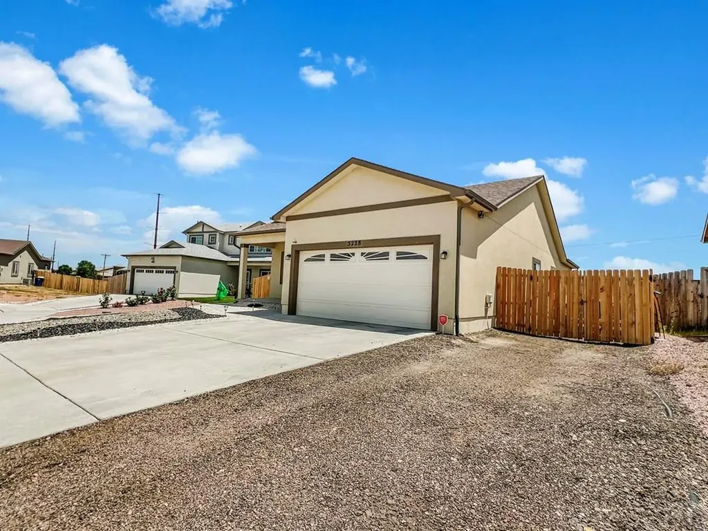 5228 Gannet Lane Pueblo CO 81008