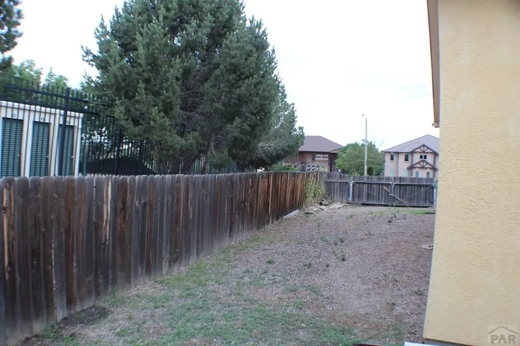 4706 Pioneer Road Pueblo CO 81008