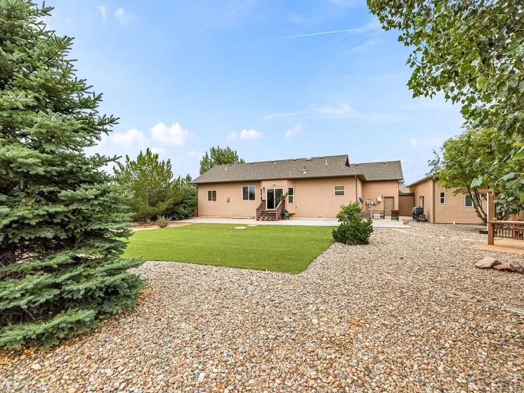 553 S Saunders Drive Pueblo West CO 81007