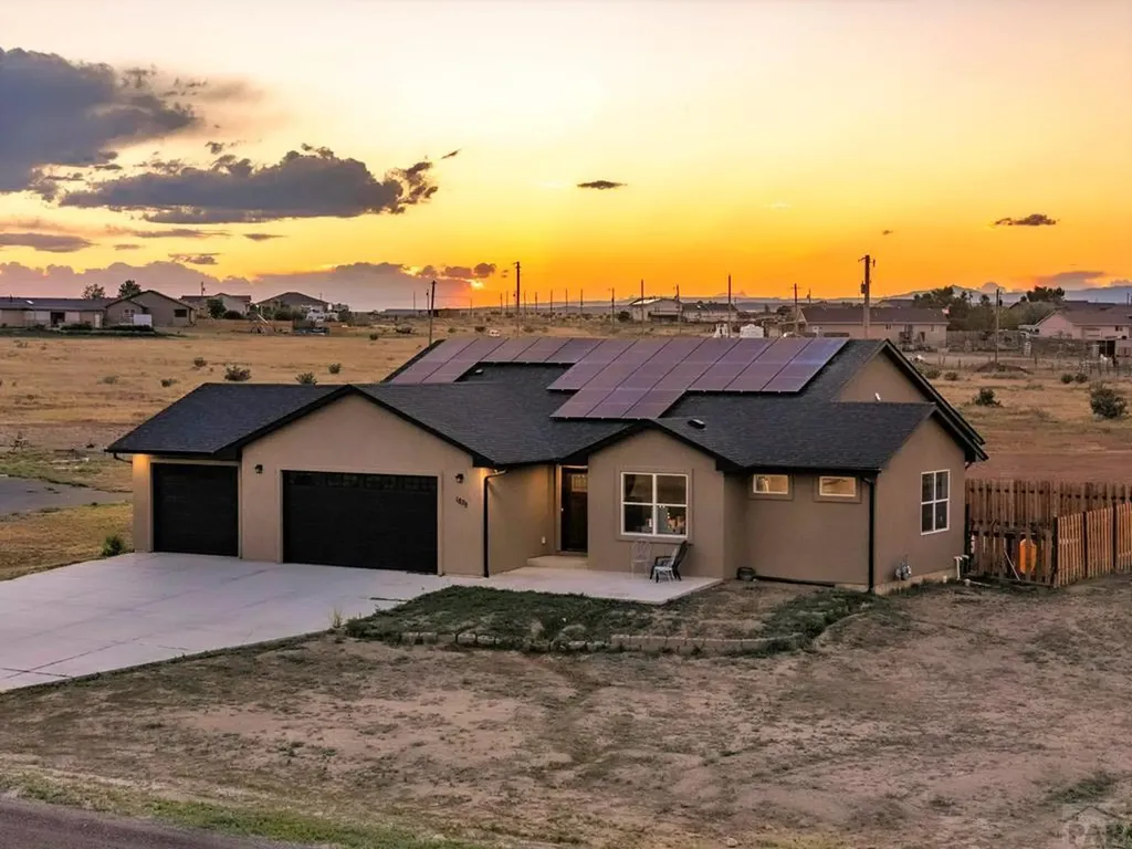 1879 E Jerrian Lane Pueblo CO 81007