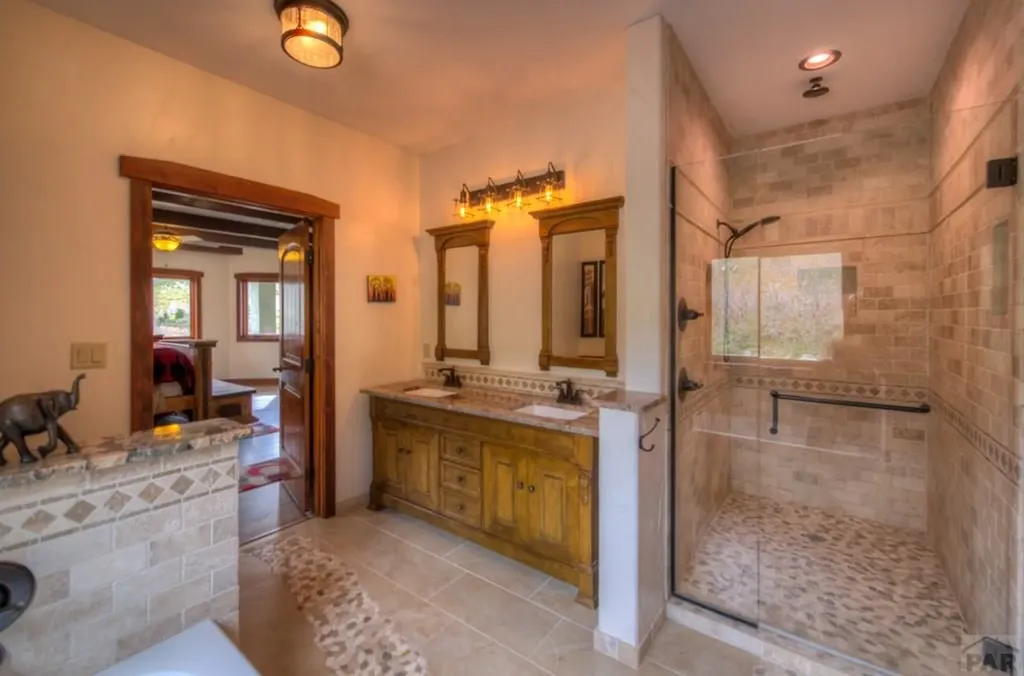 1833 Yellowstone Creek Road La Veta CO 81055