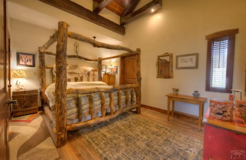 1833 Yellowstone Creek Road La Veta CO 81055