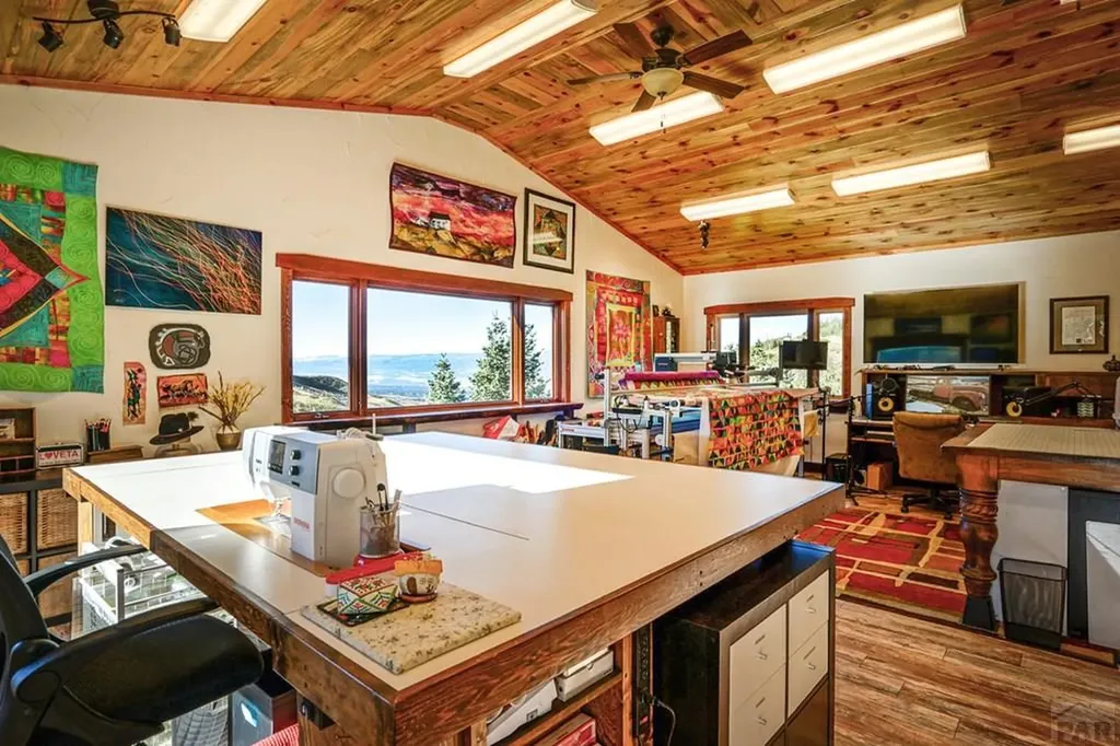 1833 Yellowstone Creek Road La Veta CO 81055