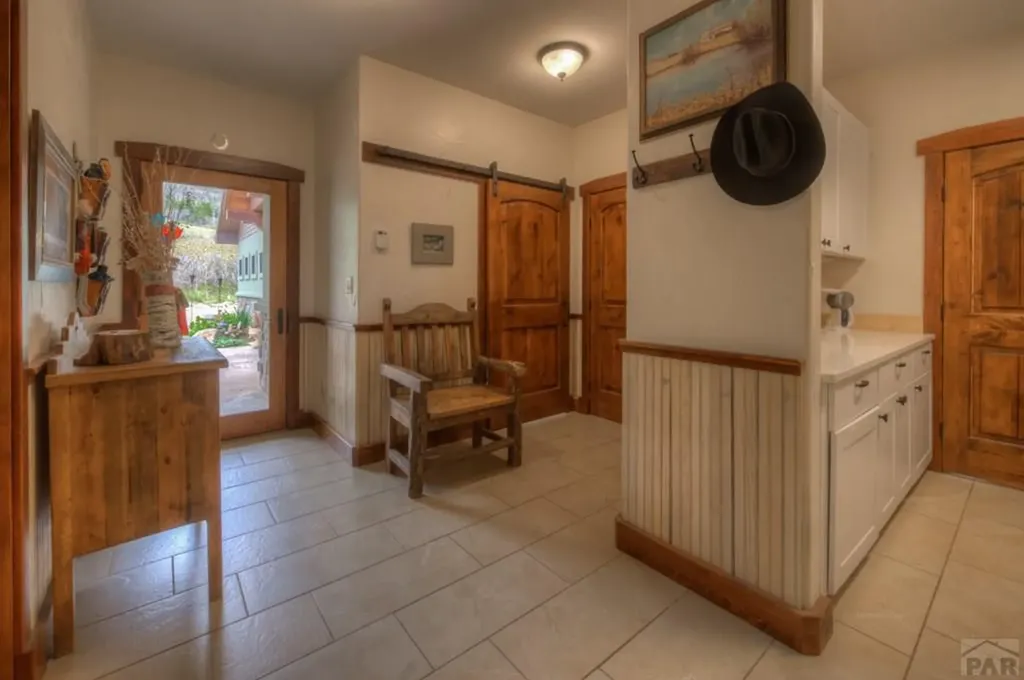 1833 Yellowstone Creek Road La Veta CO 81055