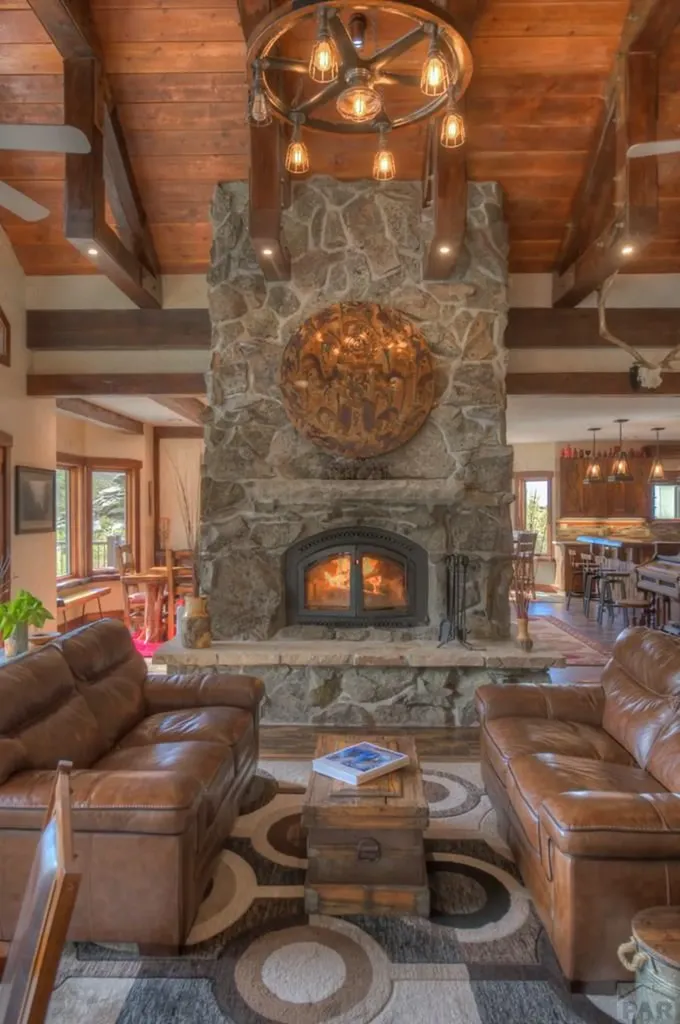 1833 Yellowstone Creek Road La Veta CO 81055