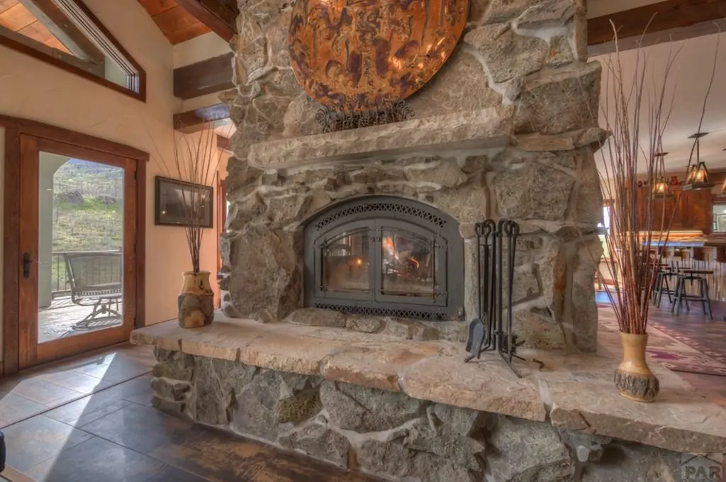 1833 Yellowstone Creek Road La Veta CO 81055