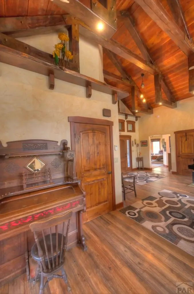 1833 Yellowstone Creek Road La Veta CO 81055