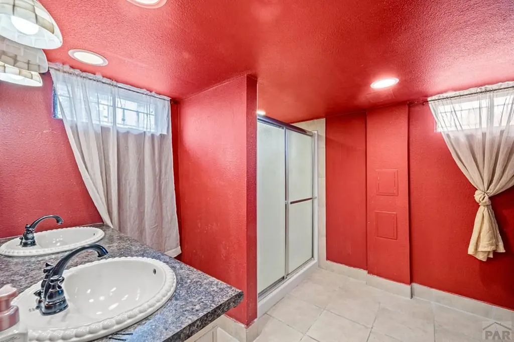 1208 Lake Avenue Pueblo CO 81004