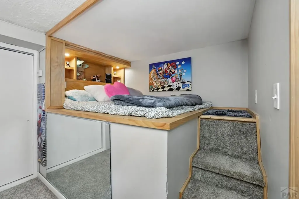 529 Canon Avenue Manitou Springs CO 80829