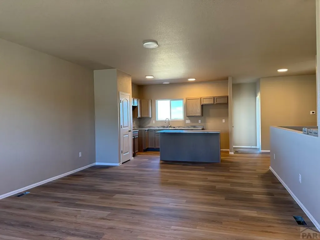 6104 Harper Lane Pueblo CO 81008
