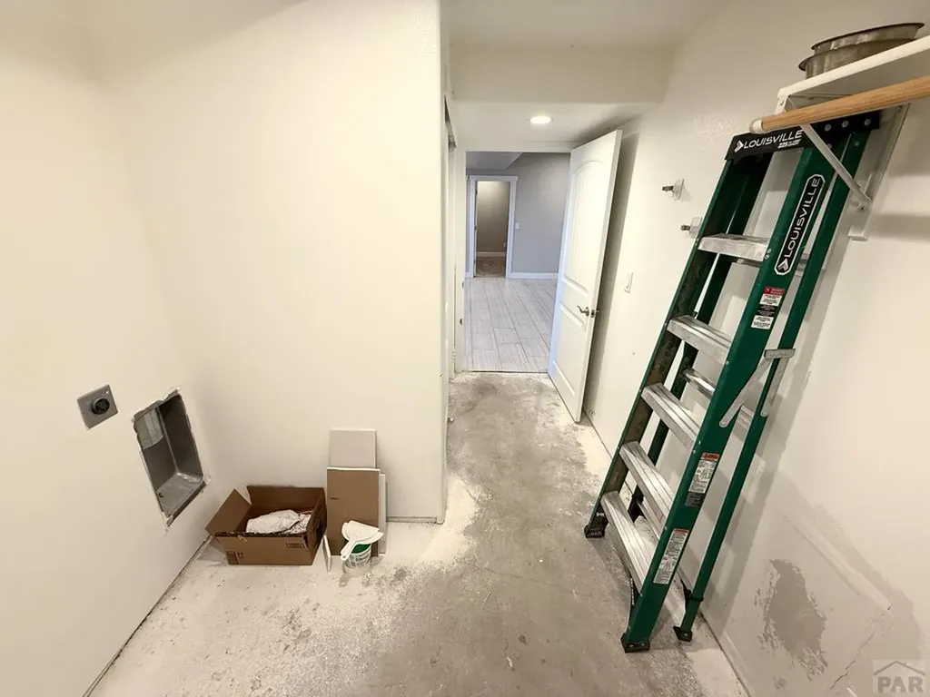 987 S Blue Hills Drive Pueblo West CO 81007