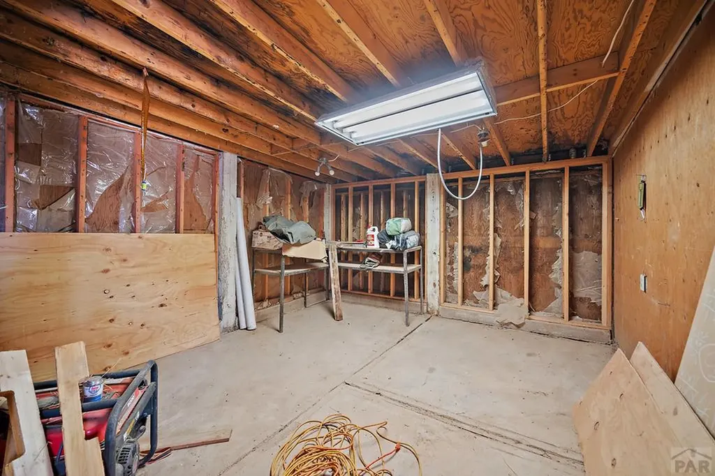 650 E Woodleaf Drive Pueblo West CO 81007