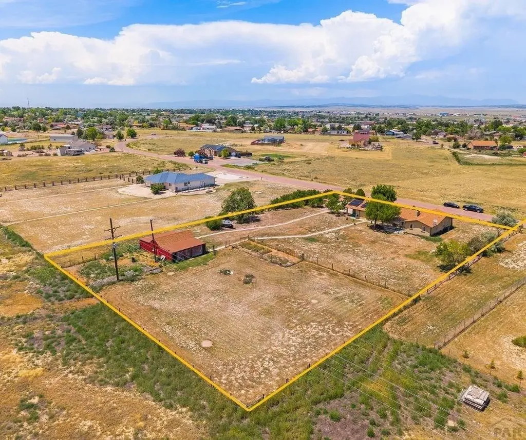 650 E Woodleaf Drive Pueblo West CO 81007