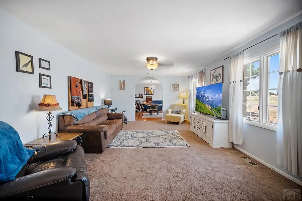 650 E Woodleaf Drive Pueblo West CO 81007