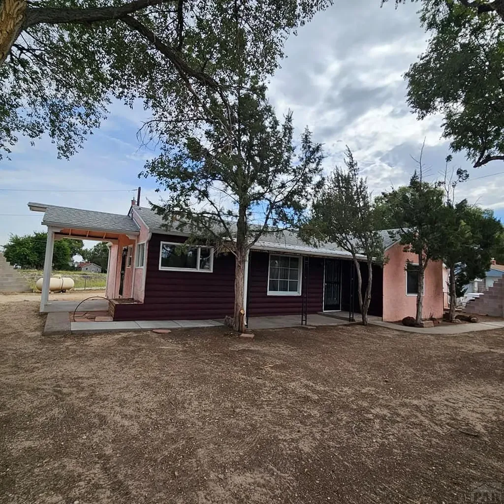 5207 Thatcher Avenue Pueblo CO 81005