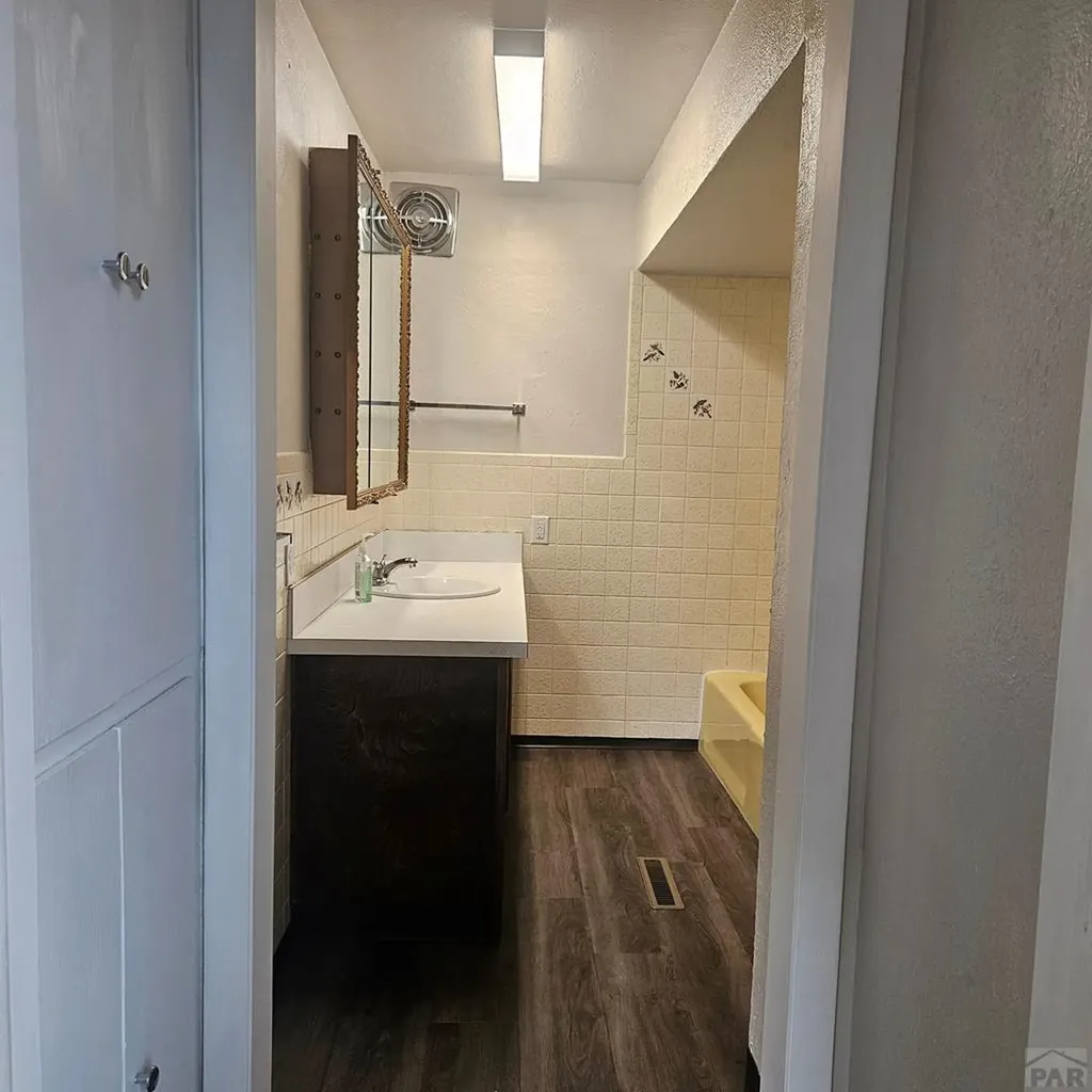 5207 Thatcher Avenue Pueblo CO 81005