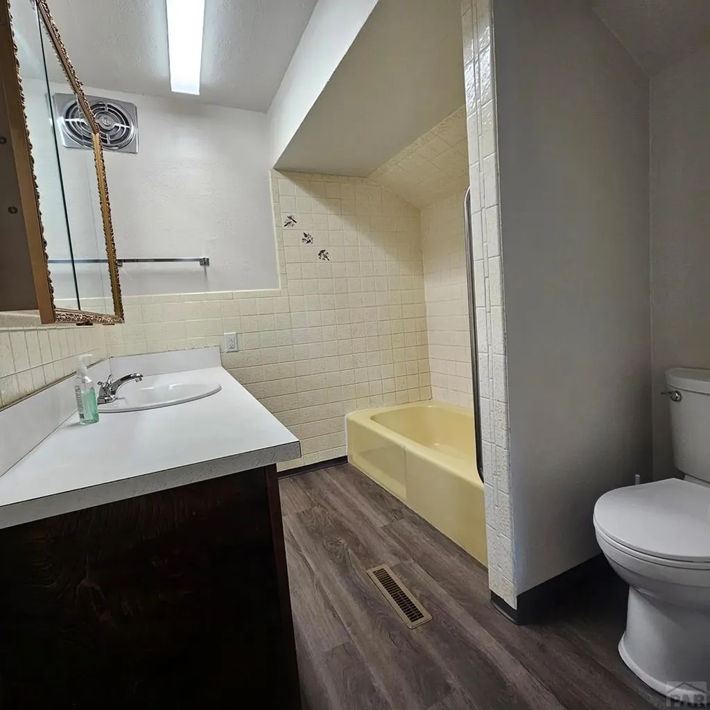 5207 Thatcher Avenue Pueblo CO 81005