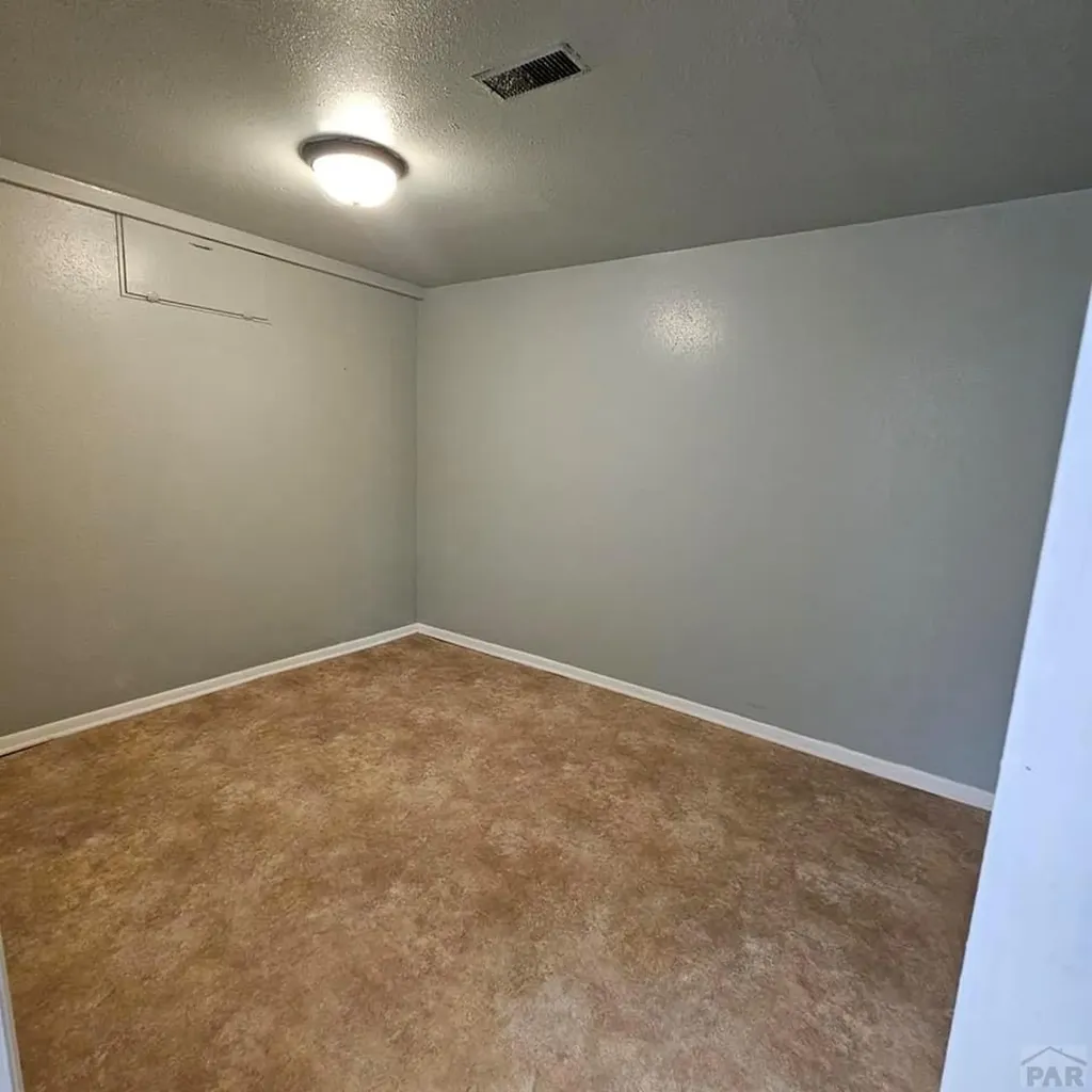 5207 Thatcher Avenue Pueblo CO 81005