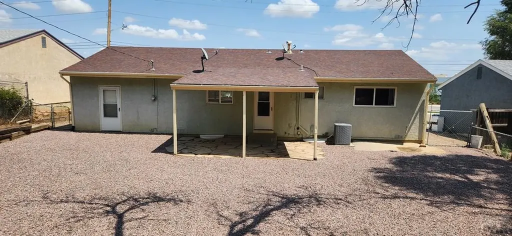 9 Macalester Road Pueblo CO 81001