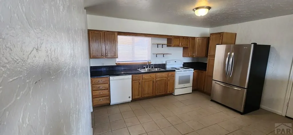 9 Macalester Road Pueblo CO 81001